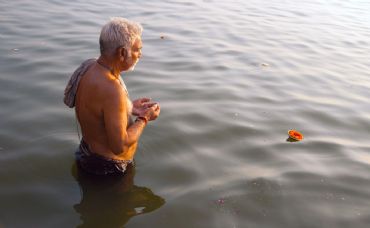 AUTORE: 360° Multivisioni AUTORE: 360° Multivisioni